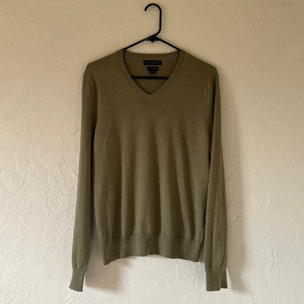 Banana Republic "Luxury Blend" sweater. EUC, Sz. S